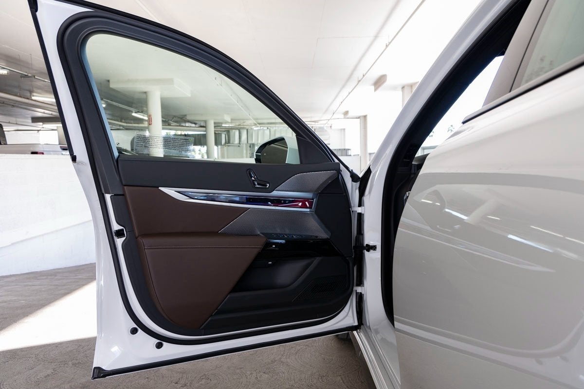 2026 BMW 750e xDrive 750e xDrive