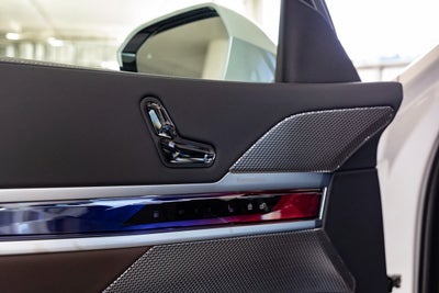 2026 BMW 750e xDrive 750e xDrive