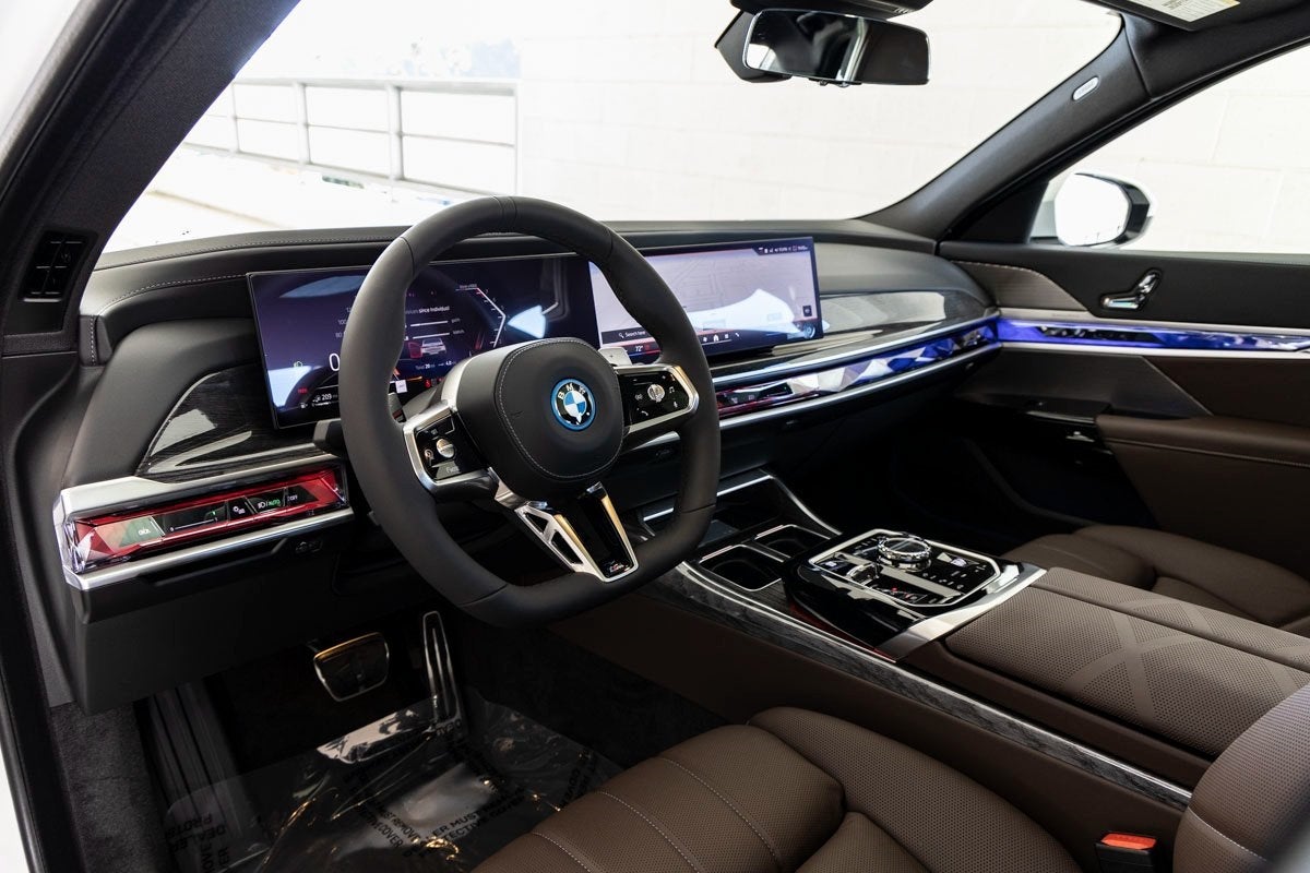 2026 BMW 750e xDrive 750e xDrive