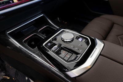 2026 BMW 750e xDrive 750e xDrive