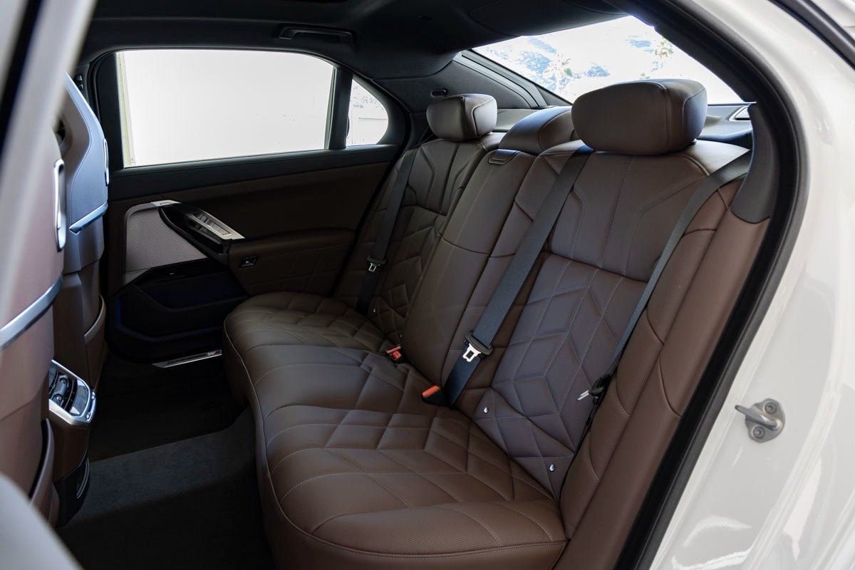 2026 BMW 750e xDrive 750e xDrive