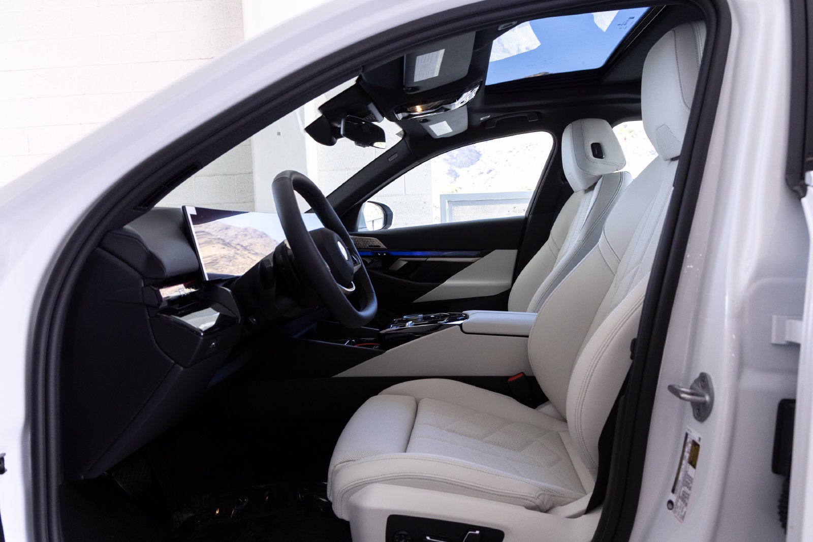 2027 BMW 530i 530i