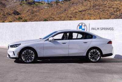 2027 BMW 530i 530i