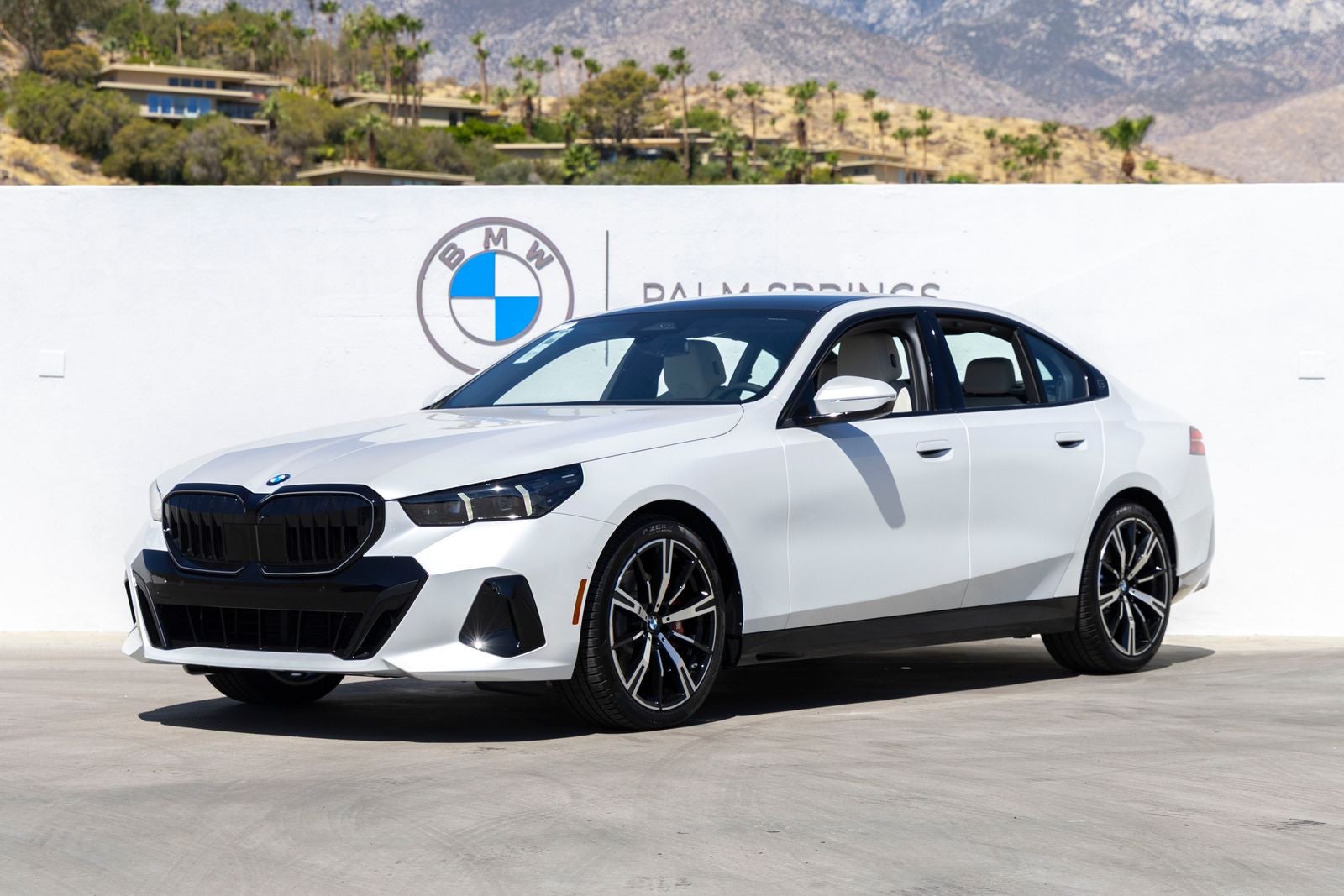 2027 BMW 530i 530i