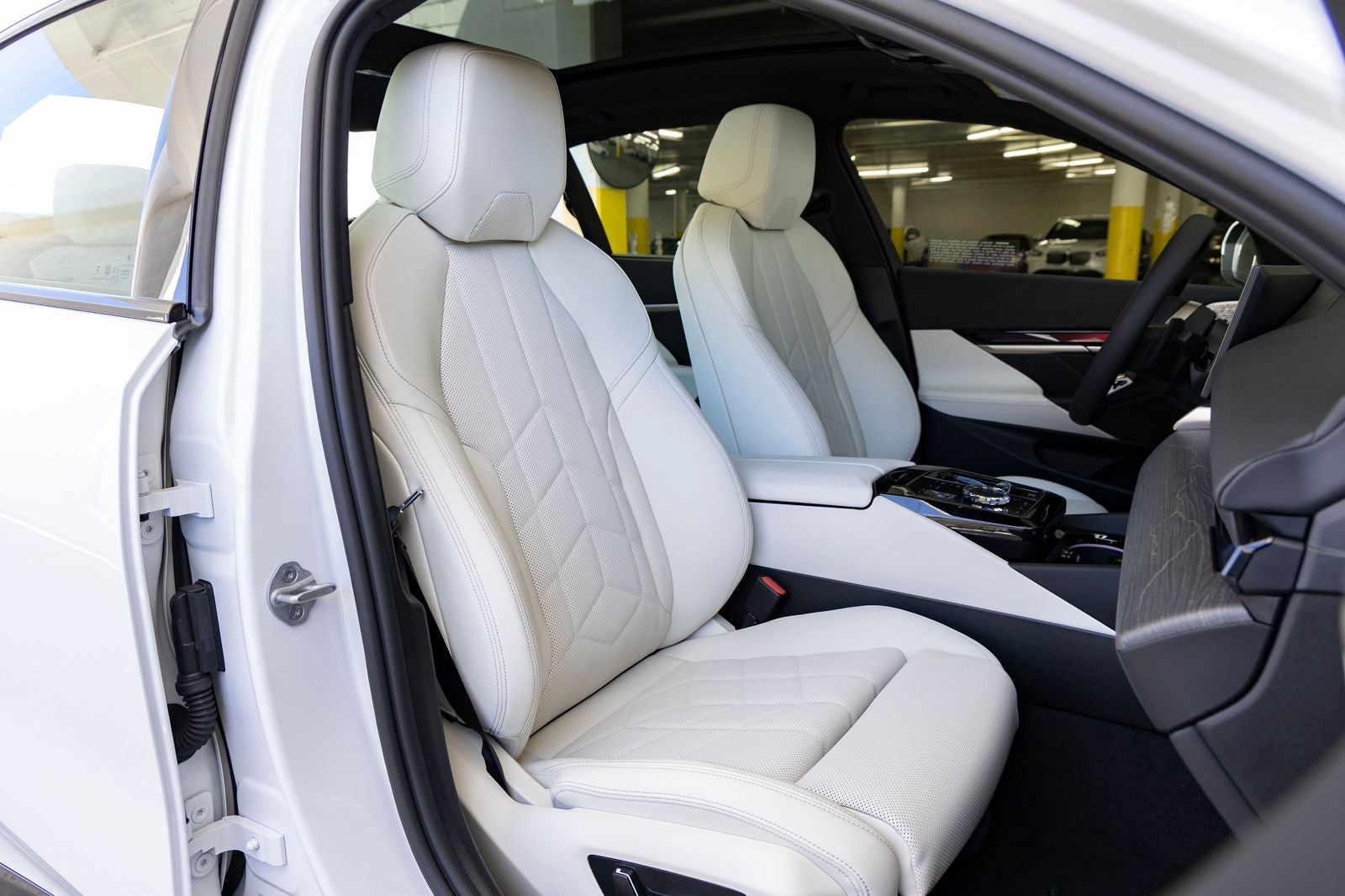 2027 BMW 530i 530i