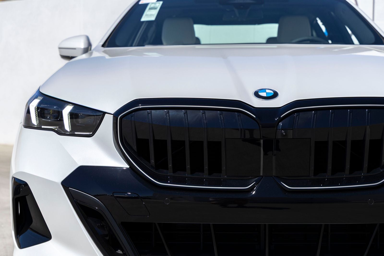2027 BMW 530i 530i