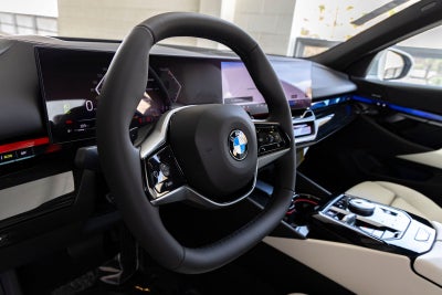 2027 BMW 530i 530i