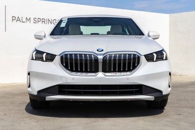 2027 BMW 530i 530i