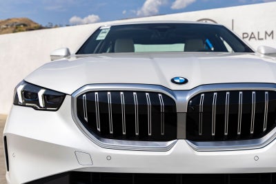 2027 BMW 530i 530i
