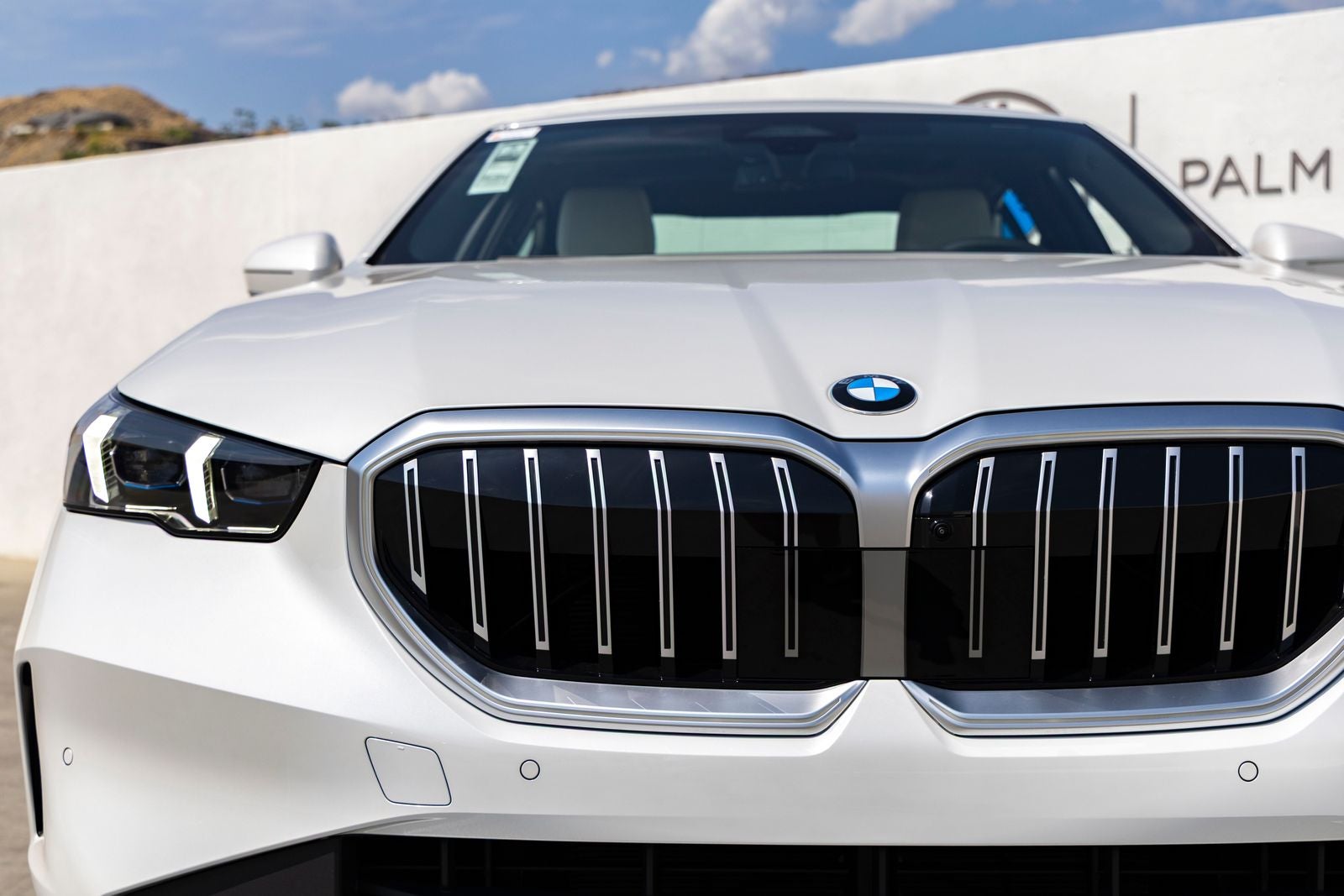 2027 BMW 530i 530i