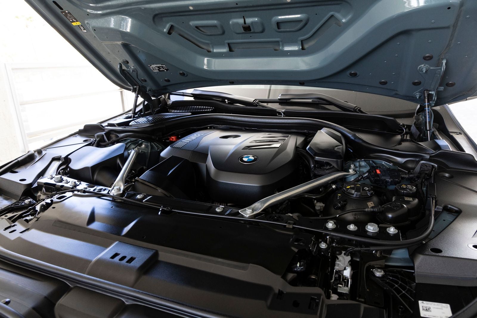 2024 BMW 530i 530i