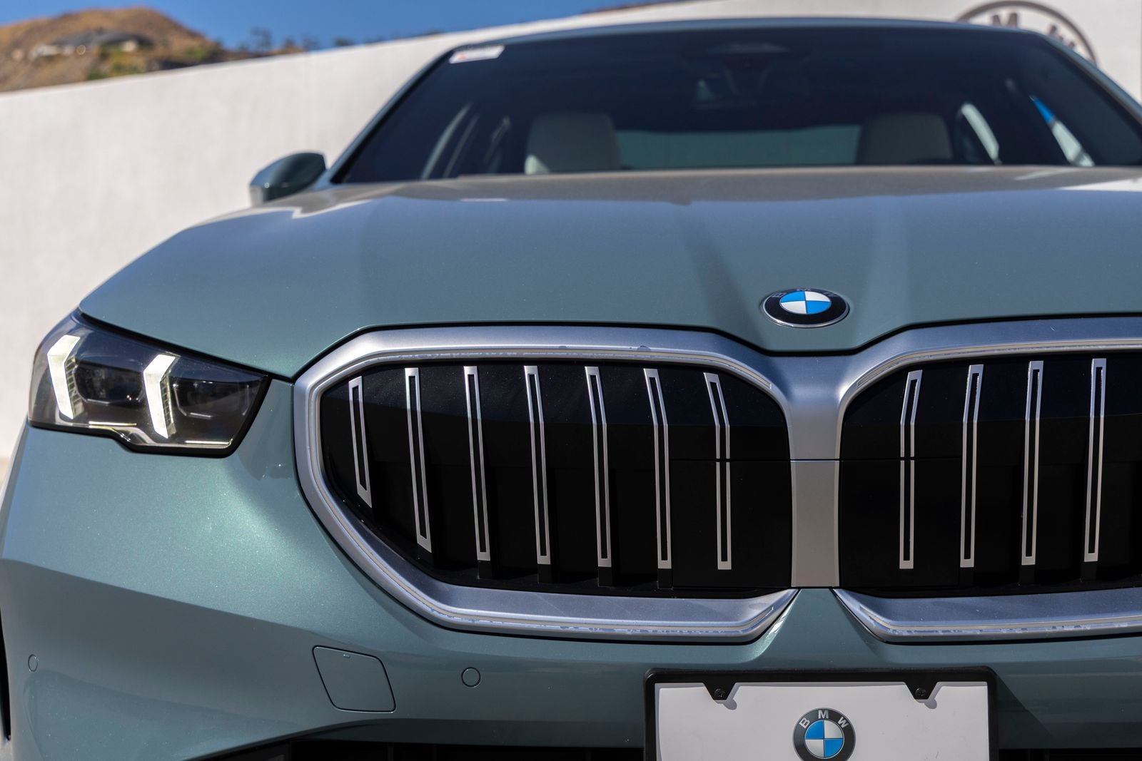 2024 BMW 530i 530i