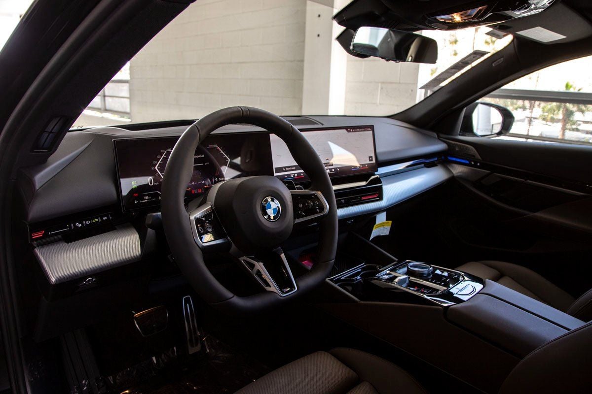 2026 BMW 5 Series 530i