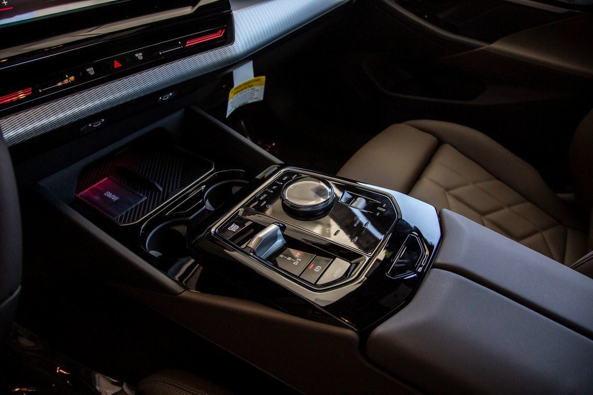 2026 BMW 5 Series 530i