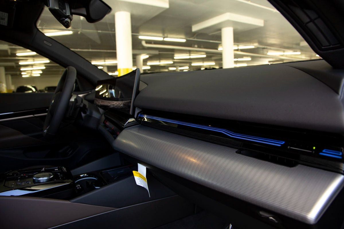2026 BMW 5 Series 530i