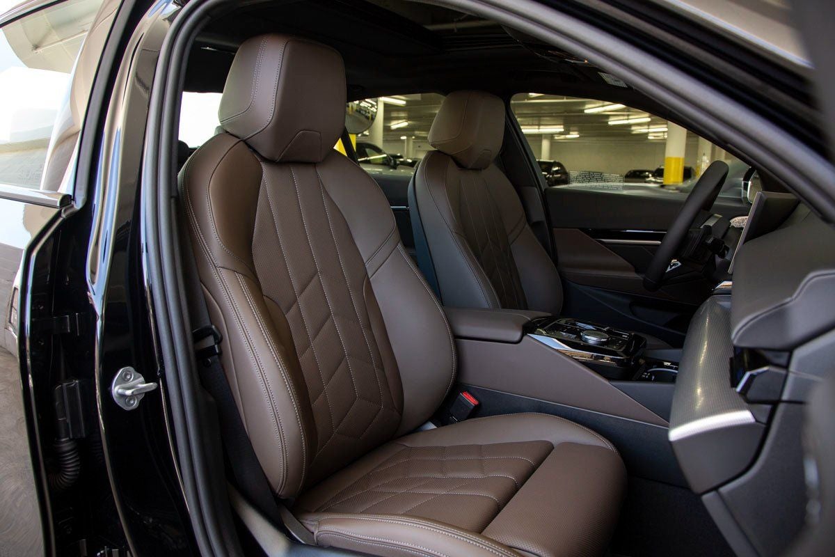 2026 BMW 5 Series 530i