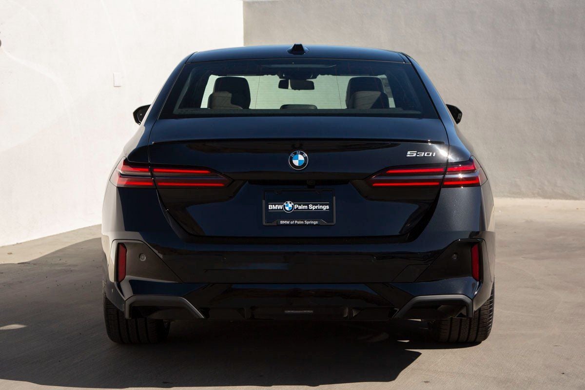 2026 BMW 5 Series 530i