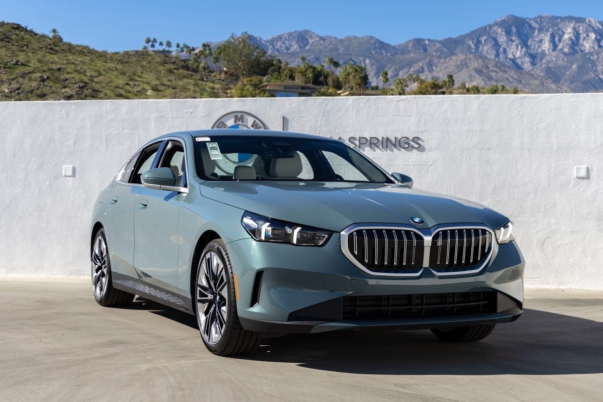2026 BMW 530i 530i