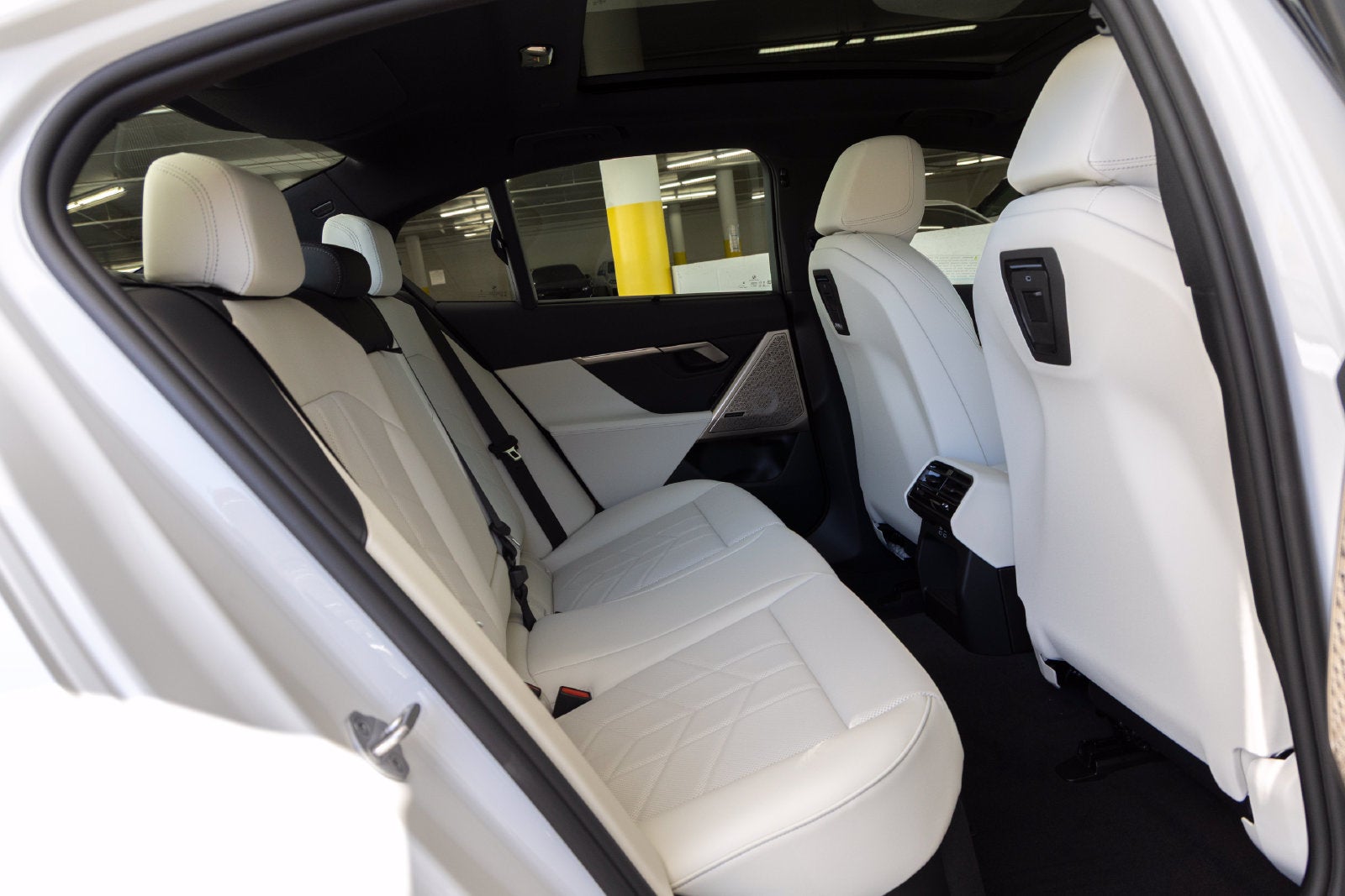2027 BMW 5 Series 530i