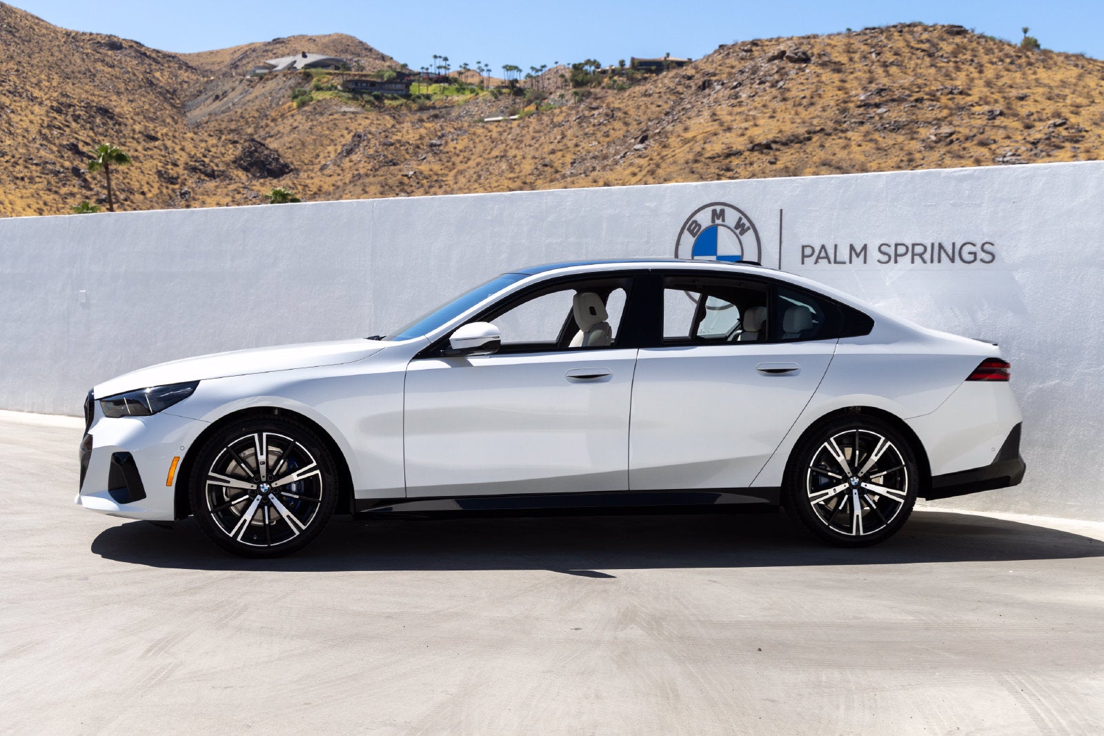 2027 BMW 5 Series 530i