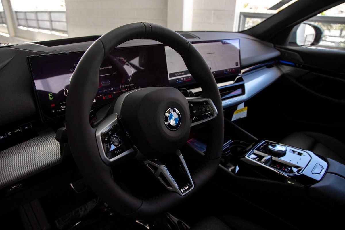 2026 BMW 5 Series 530i