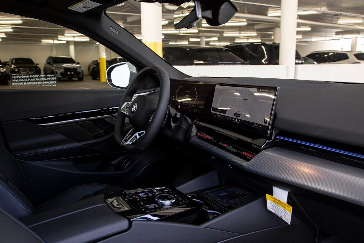 2026 BMW 5 Series 530i