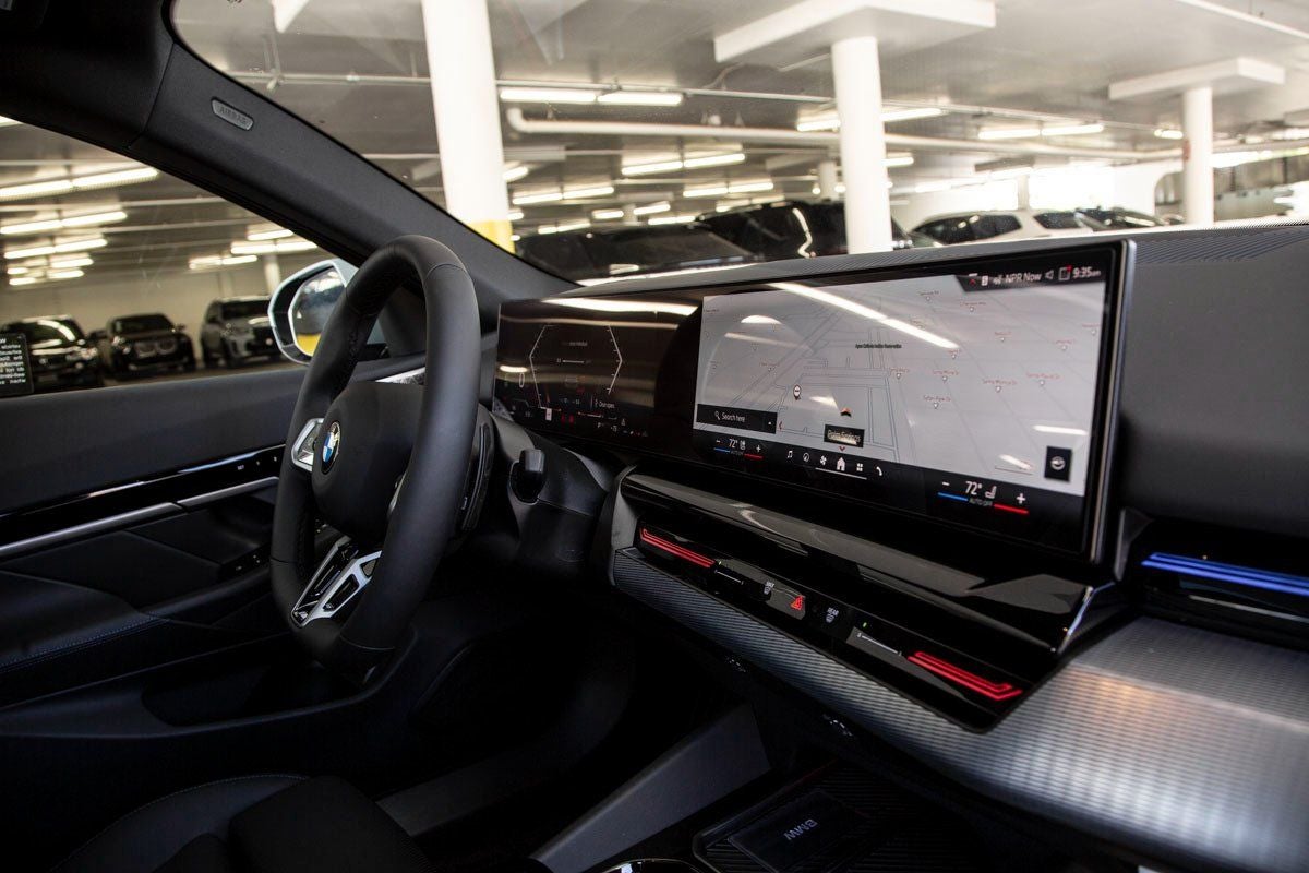 2026 BMW 5 Series 530i