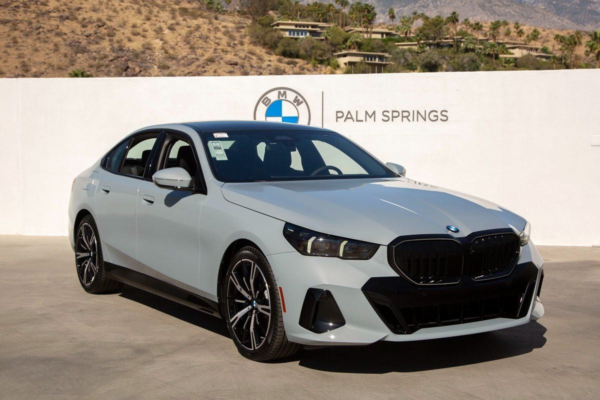 2026 BMW 5 Series 530i