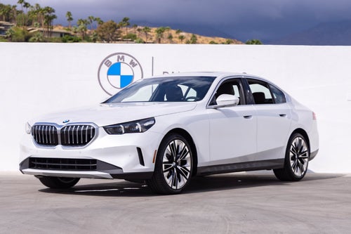 2027 BMW 530i 530i