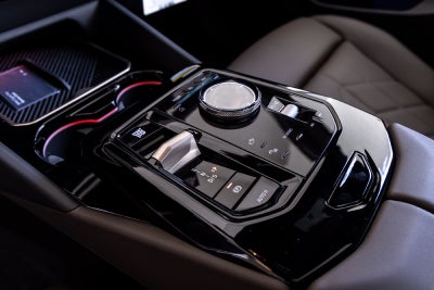 2027 BMW 530i 530i