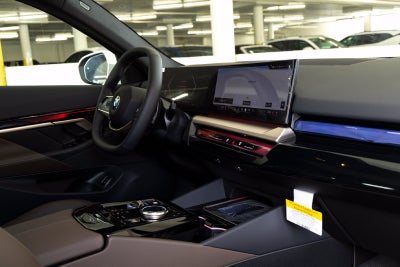 2027 BMW 530i 530i