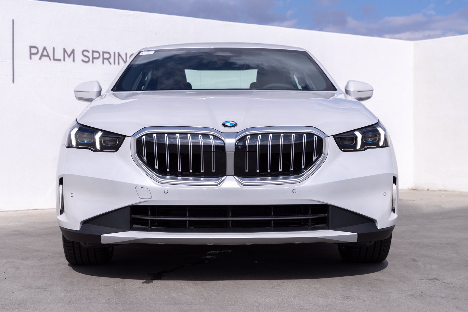 2027 BMW 530i 530i