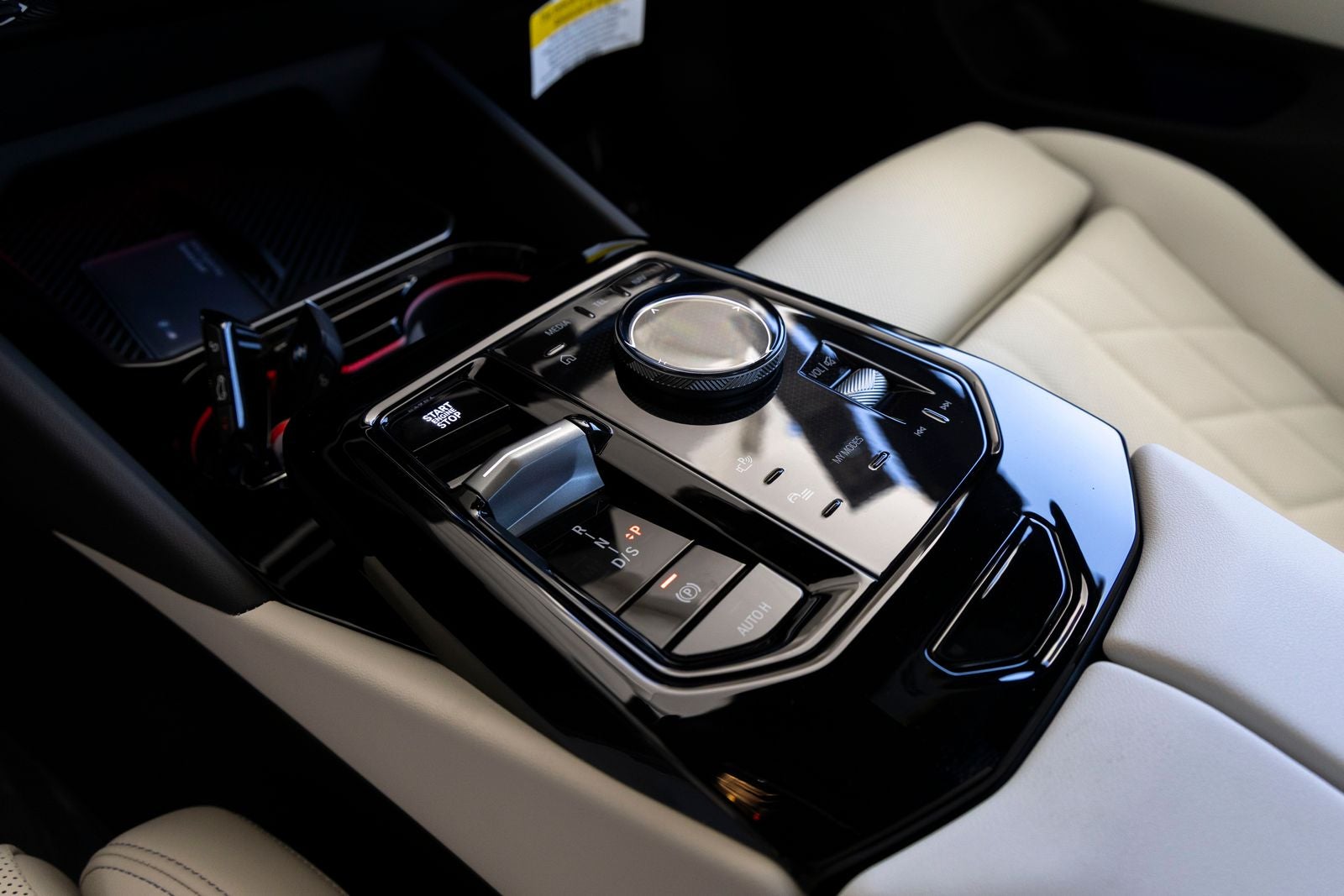 2027 BMW 530i 530i