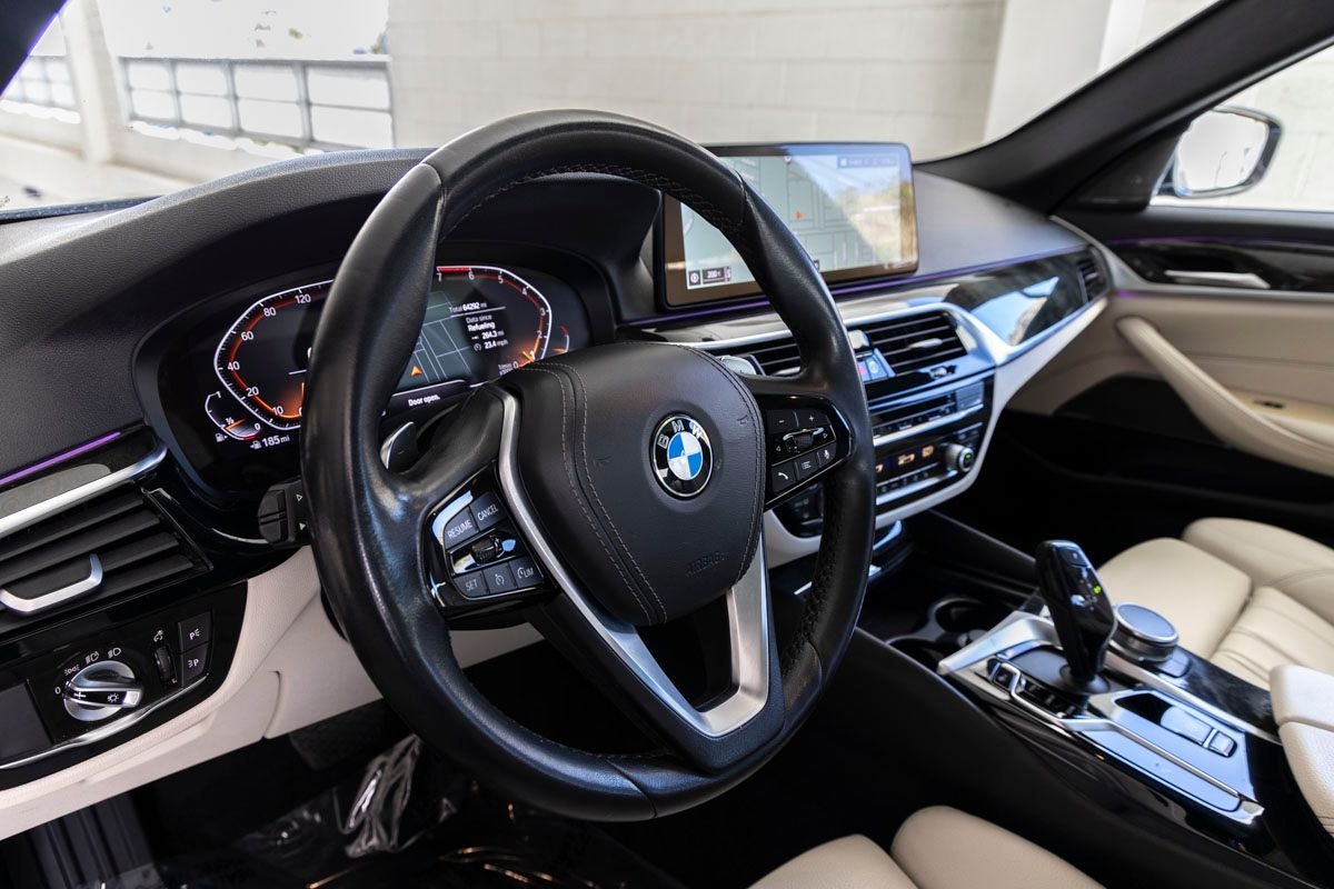 2023 BMW 530i 530i