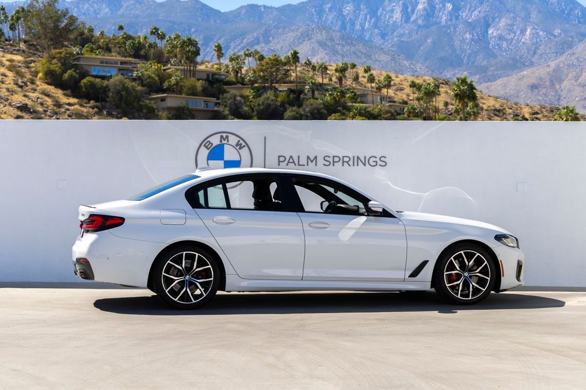 2023 BMW 530i 530i