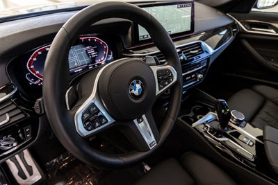 2023 BMW 540i 540i
