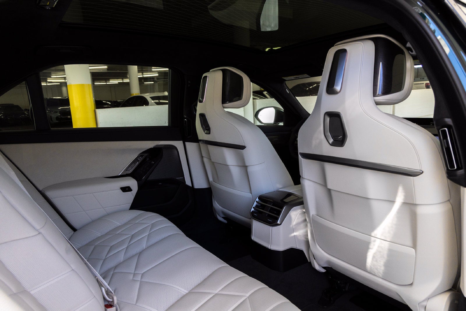 2027 BMW 7 Series Base