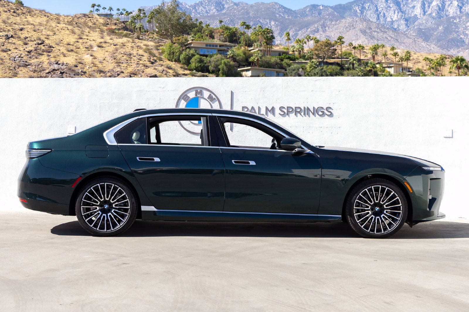 2027 BMW 7 Series Base