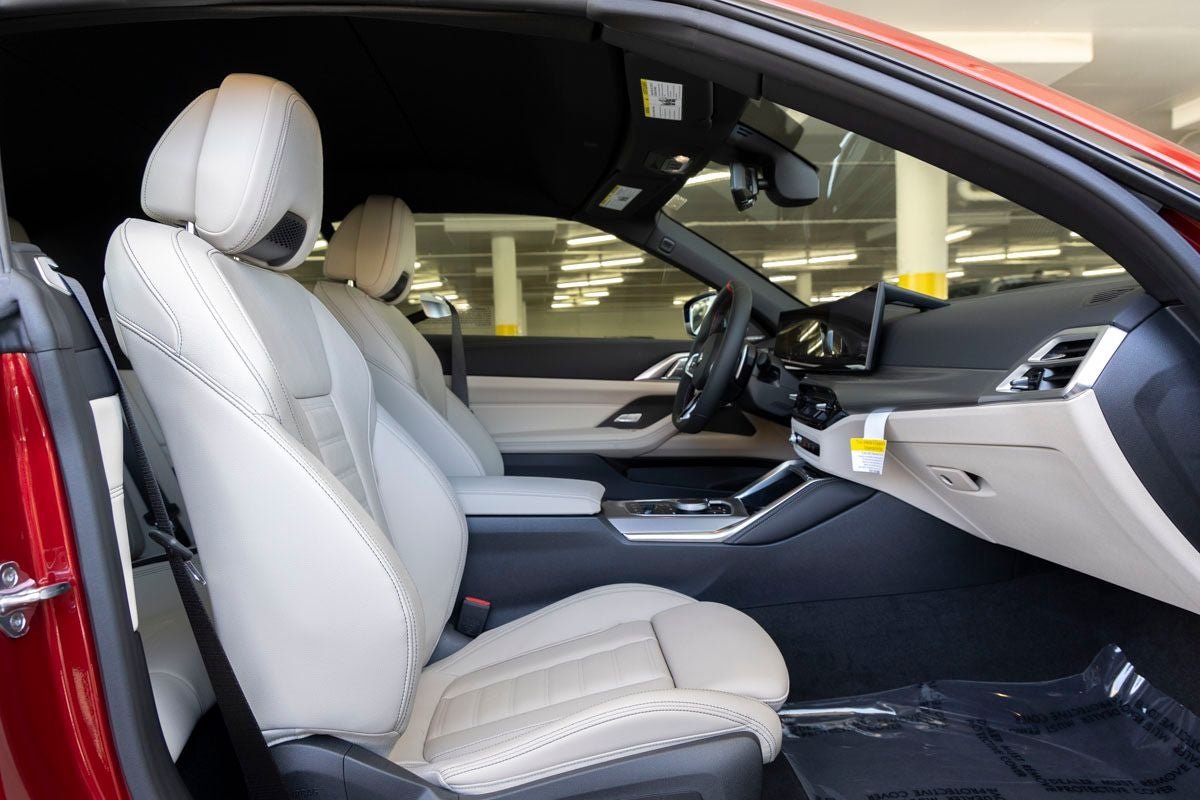 2027 BMW M440 Base