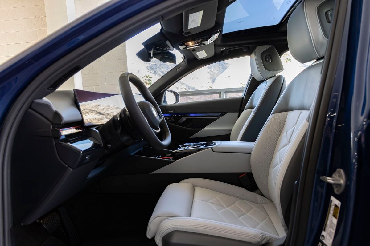 2026 BMW 5 Series 540i xDrive