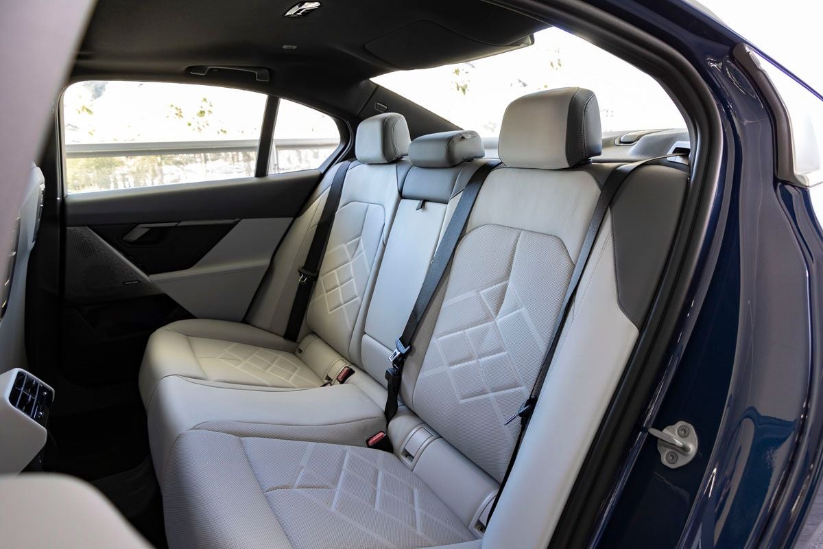 2026 BMW 5 Series 540i xDrive