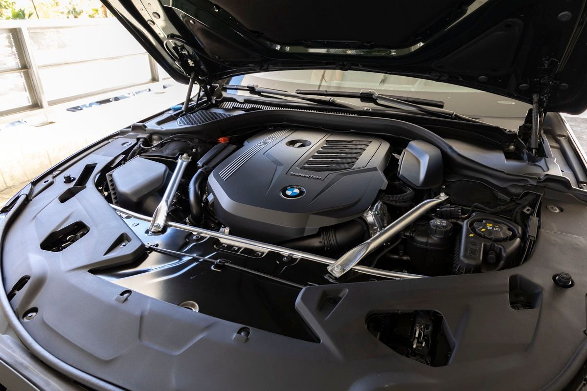 2026 BMW 8 Series 840i