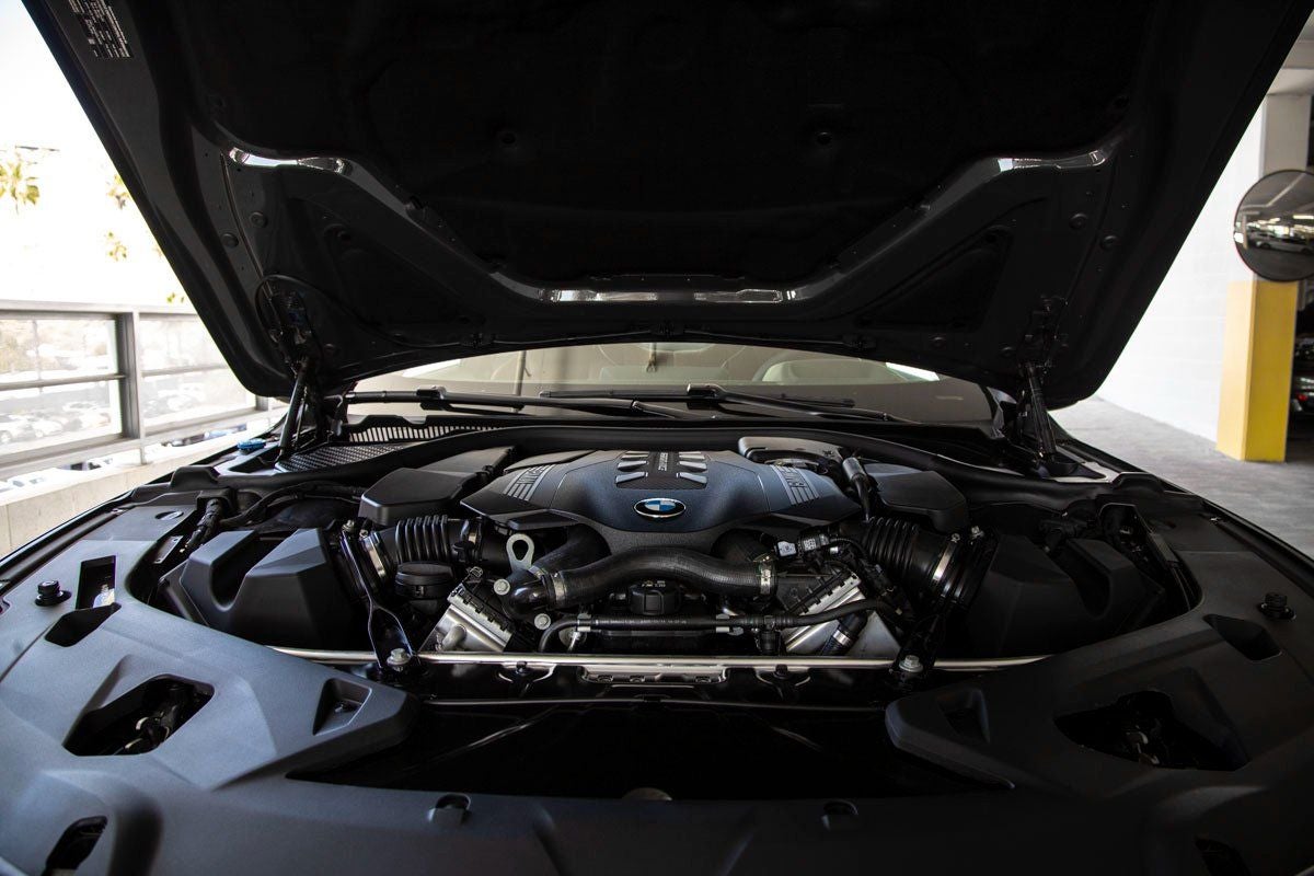 2026 BMW 850i M850i xDrive