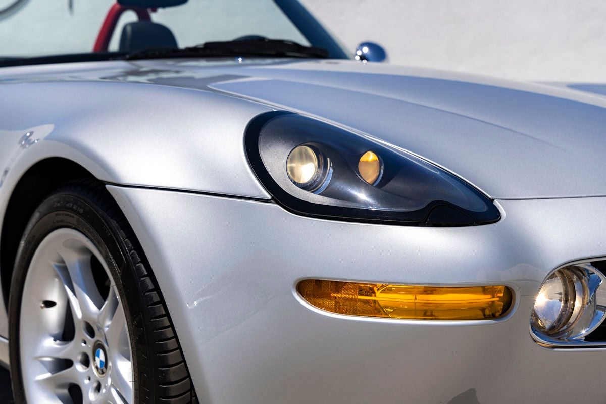 2001 BMW Z8 Base