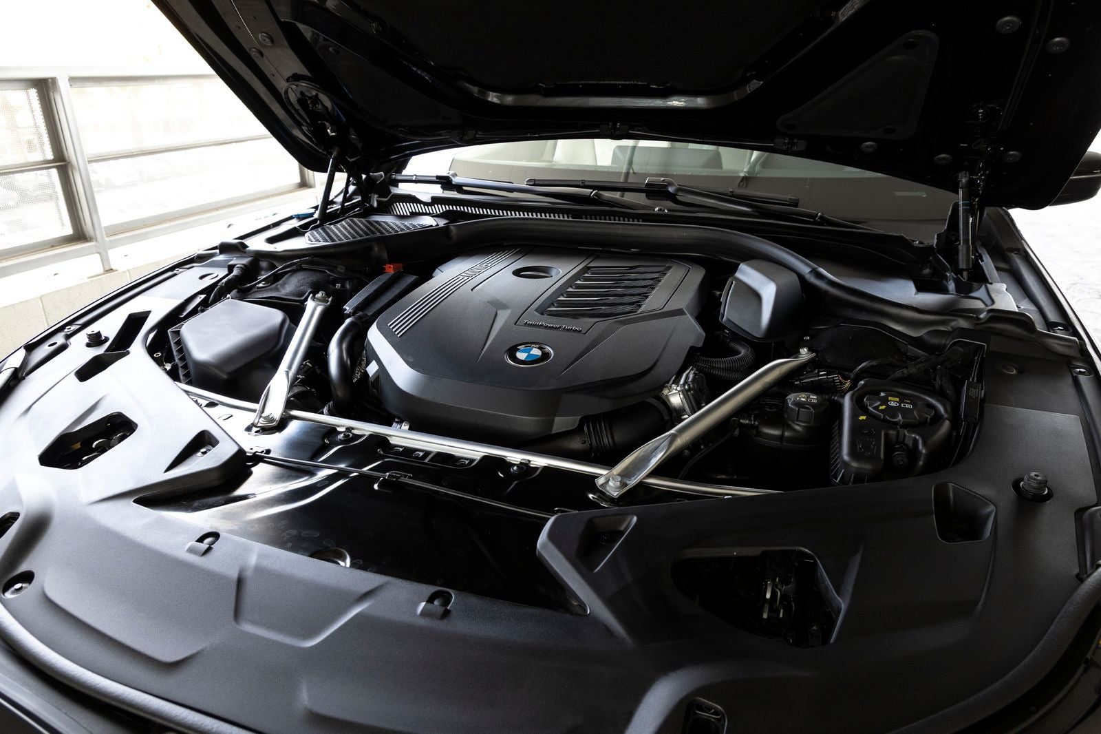2025 BMW 840i xDrive 840