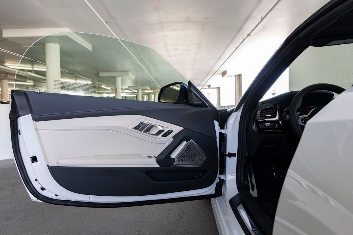 2026 BMW Z4 sDrive30i