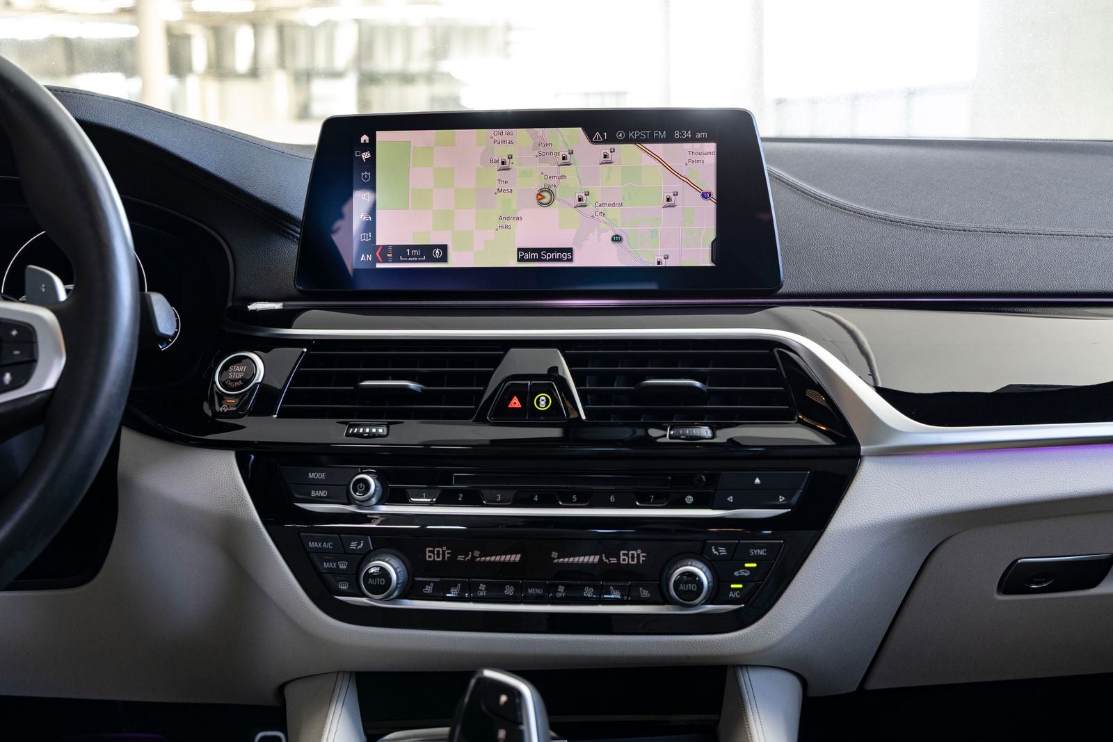 2019 BMW 5 Series M550i - Photo 14