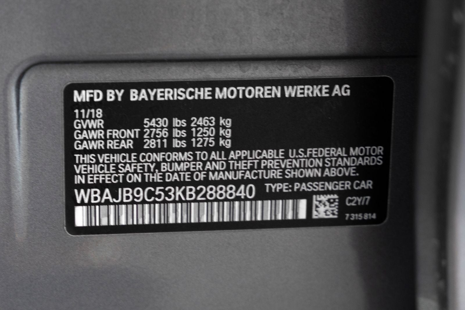 2019 BMW 5 Series M550i - Photo 38