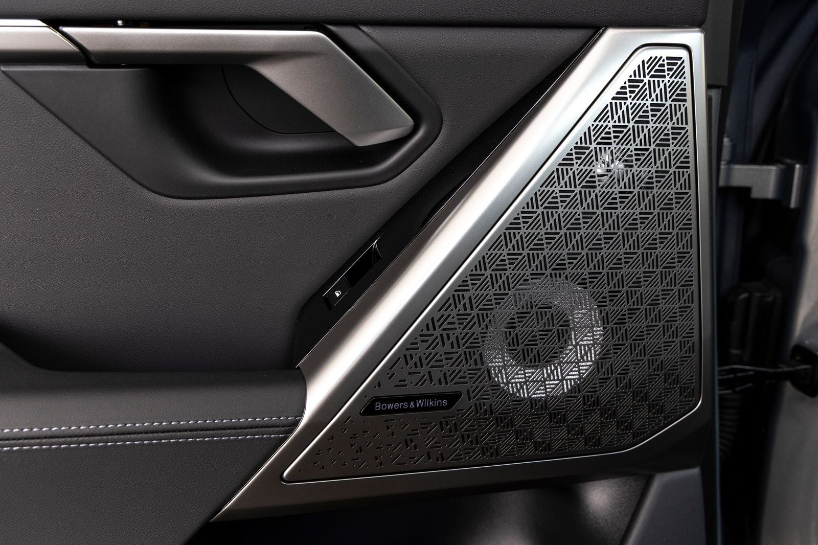 2027 BMW M5 Base