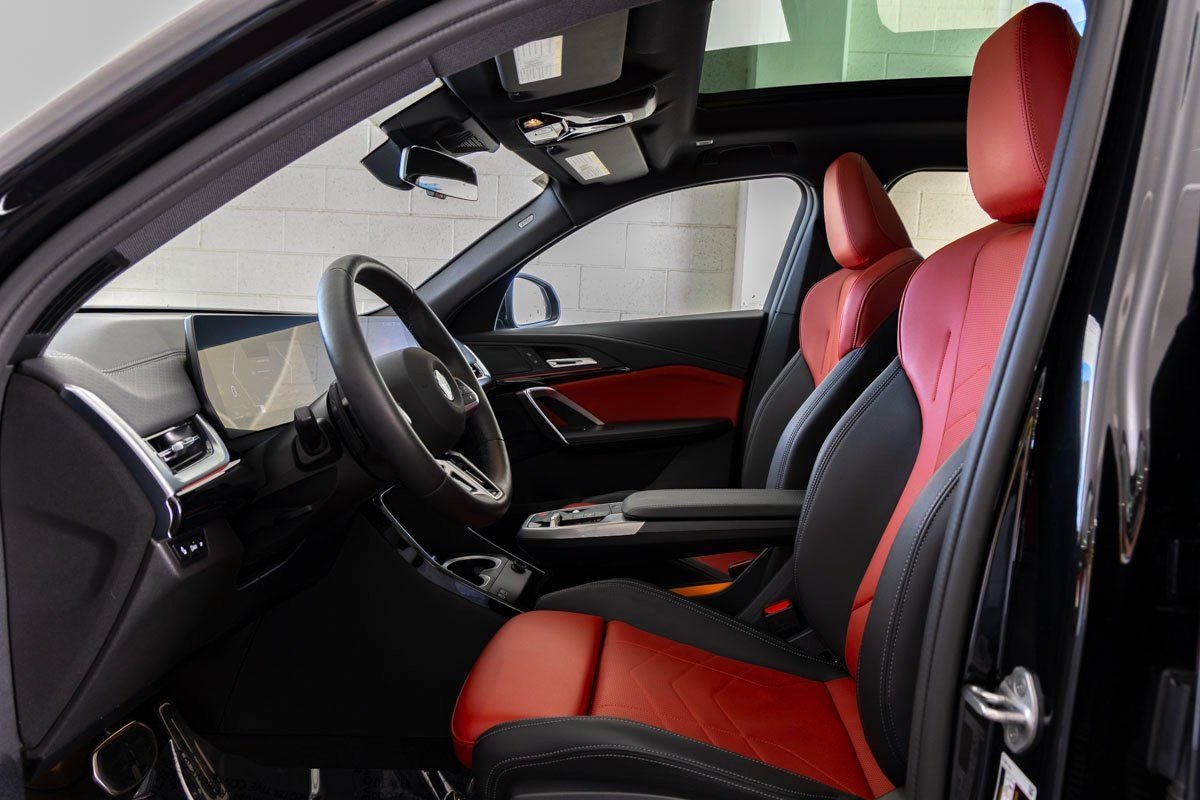 2025 BMW X2 xDrive28i